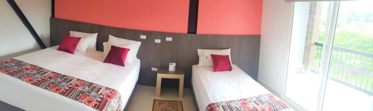 Villa Juana Hotel Cerritos Екстериор снимка