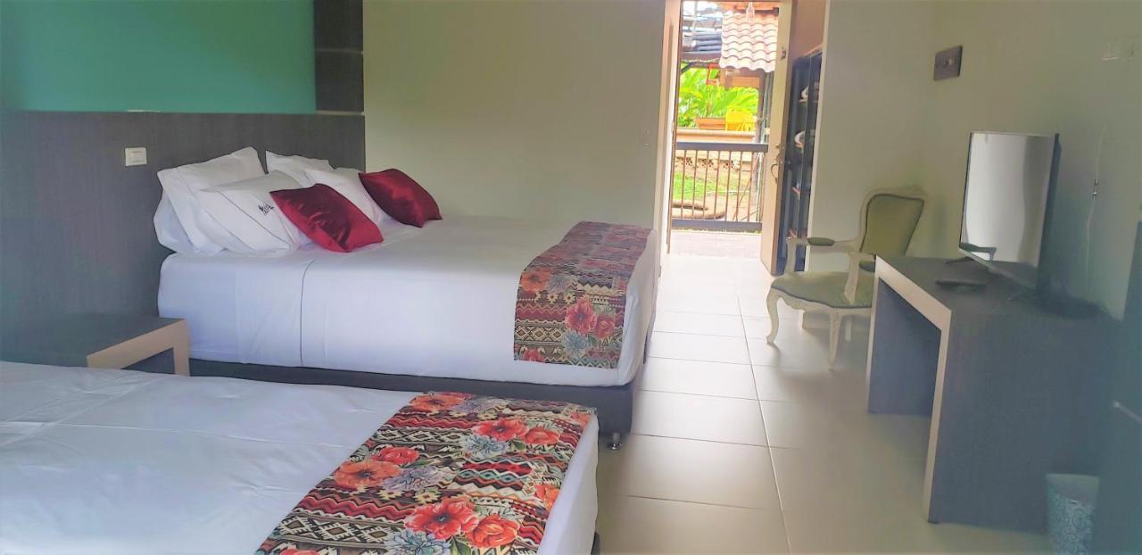 Villa Juana Hotel Cerritos Екстериор снимка